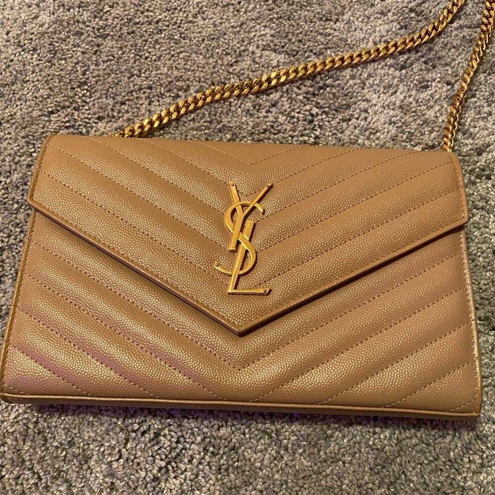 MONOGRAM CHAIN WALLET IN GRAIN DE POUDRE EMBOSSED LEATHER